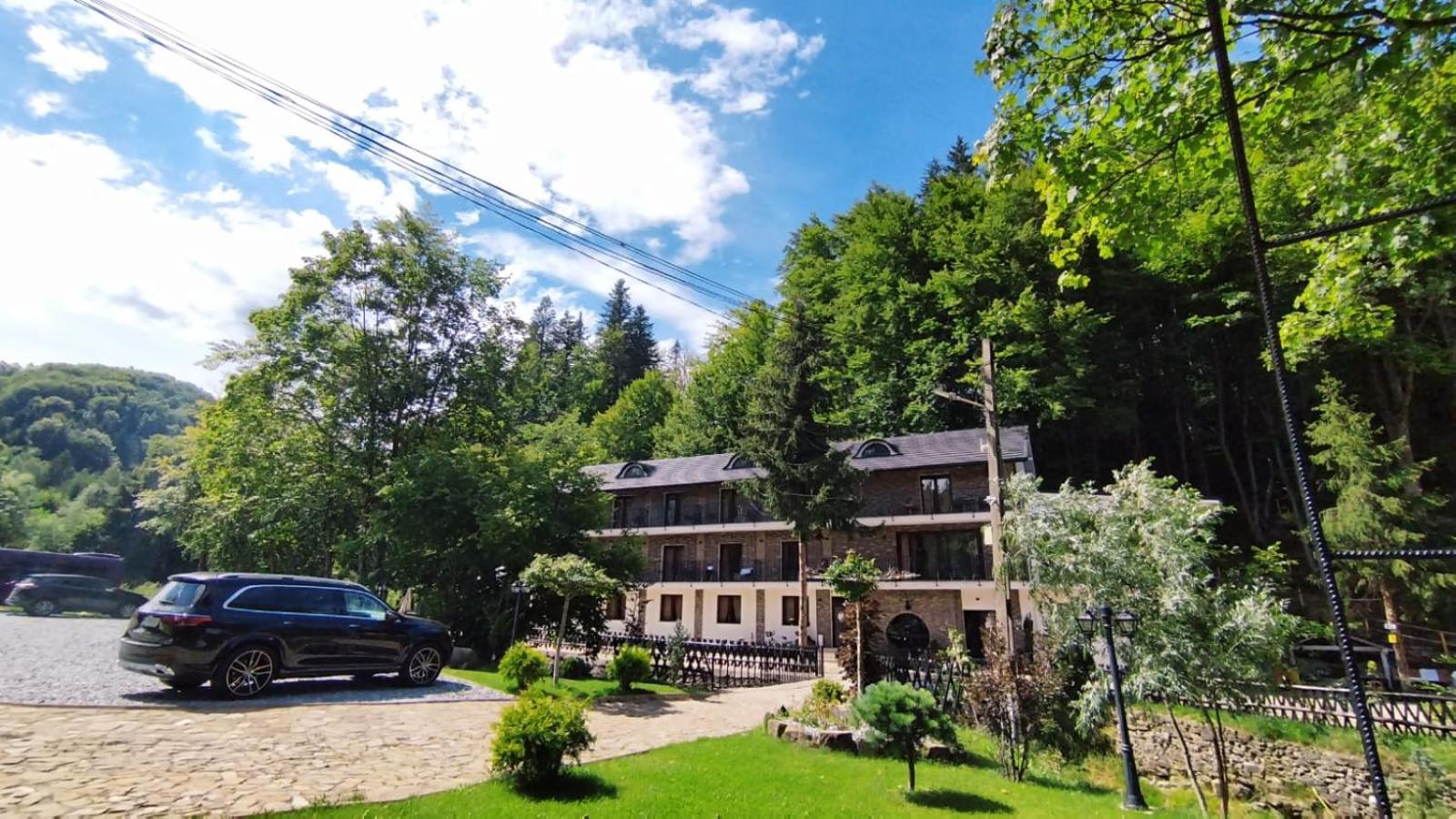 La Rascruce De Ape Hotel Сучевица Екстериор снимка